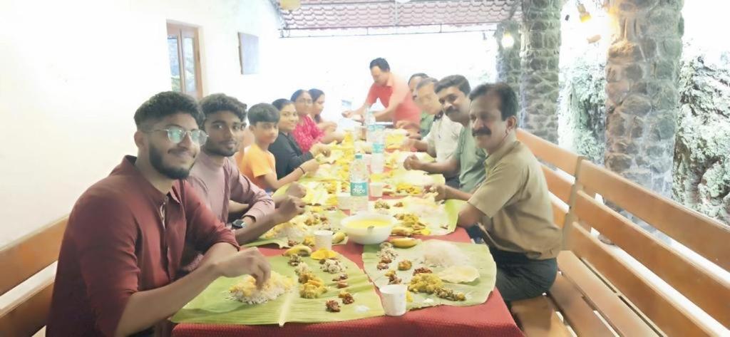 Cassells Jungle Resorts Thekkady Vandiperiyār Eksteriør bilde